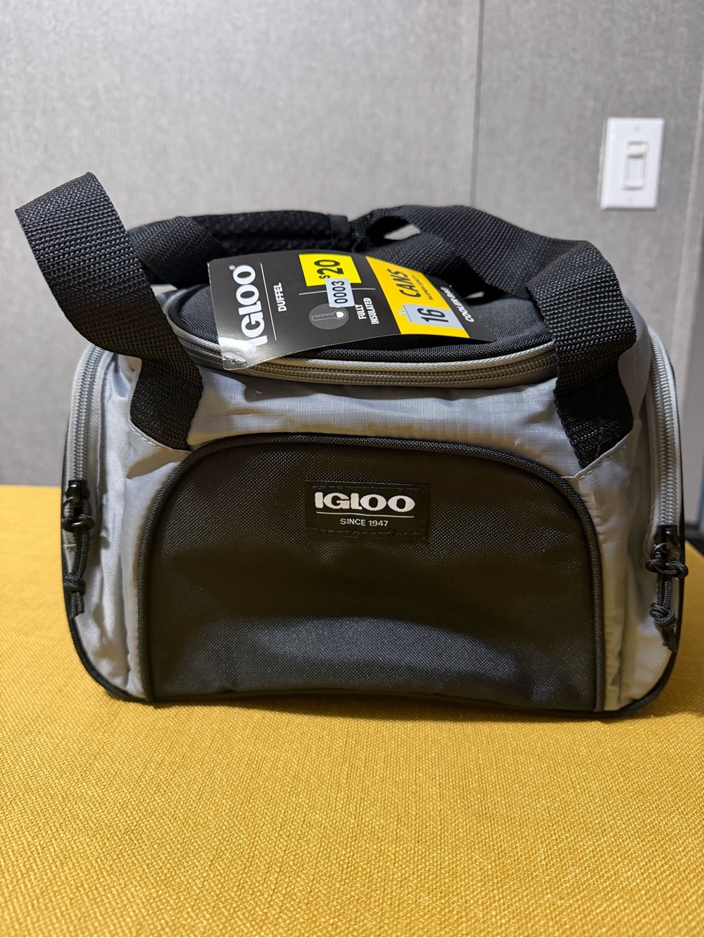 Igloo Black and Gray Men's Toiletry / Cooler Bag